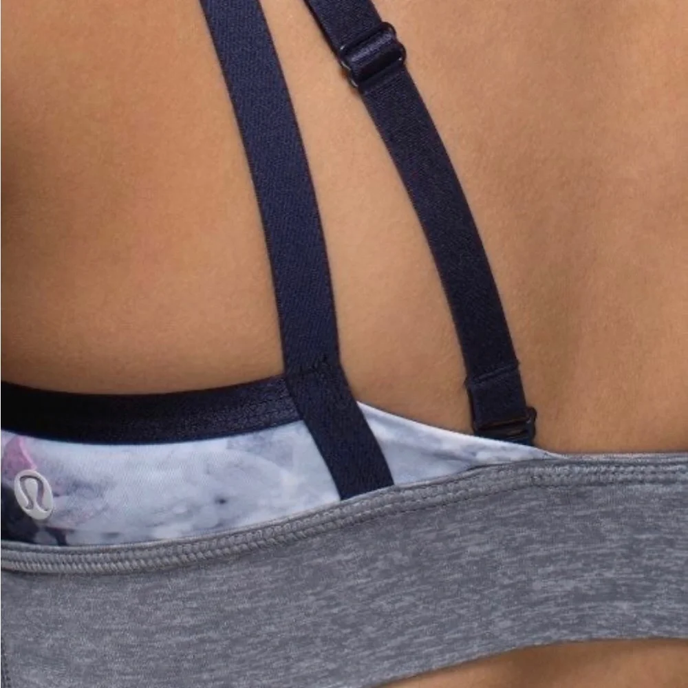 lululemon athletica reposhing this